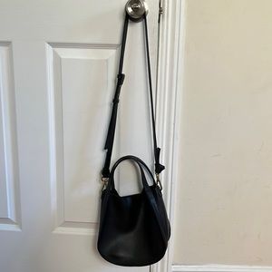 Madewell Sydney Crossbody Bag.